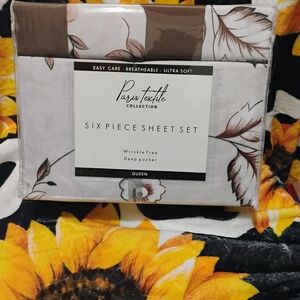 Brown and White Floral Sheet Set